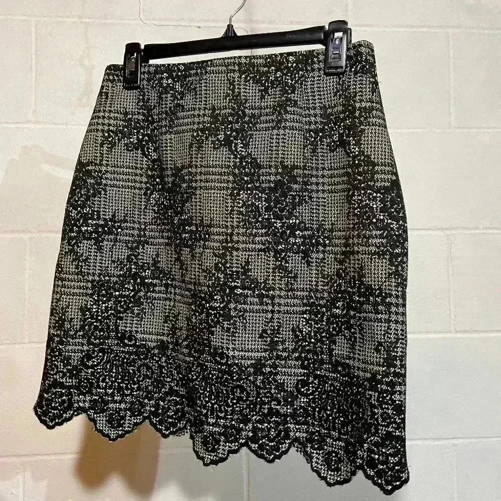 Zara Basic Women's Size Medium‎ Black Lace Pattern A-line Skirt NWOT